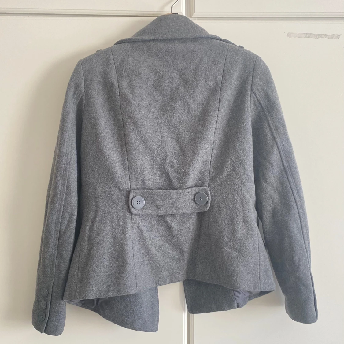 Grå skepparkavaj i ullmix - 1