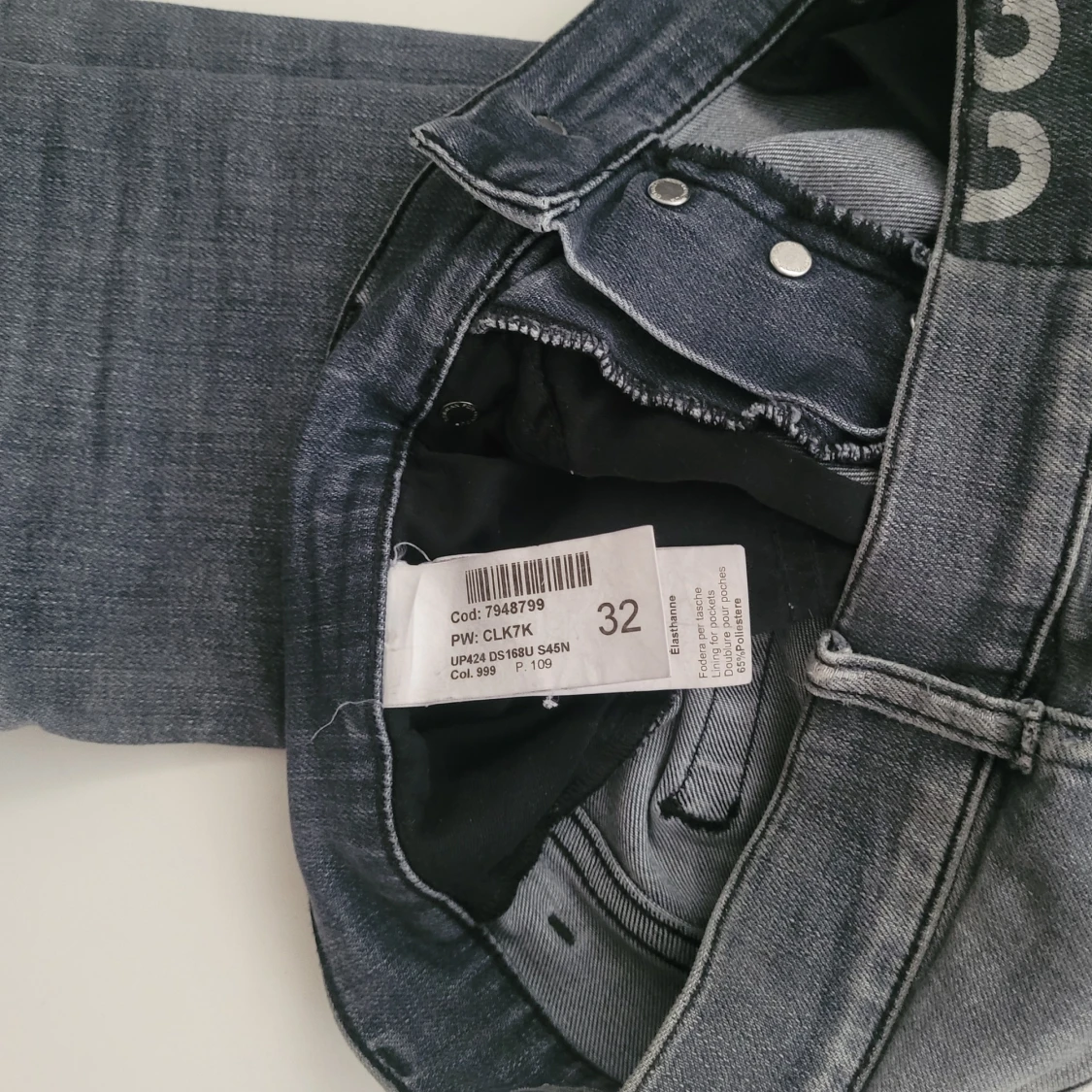 Grå jeansbyxor från Dondup - 2