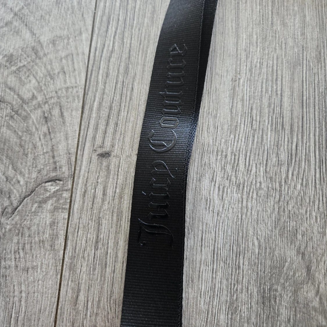 Svart axelväska Juicy Couture med kedja - 2