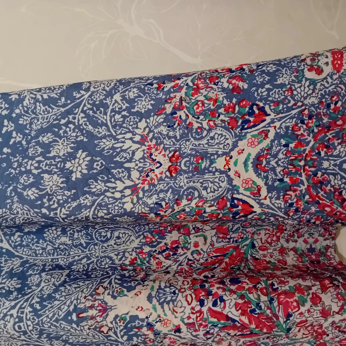 Blommig blå ärmlös klänning Stories - 1