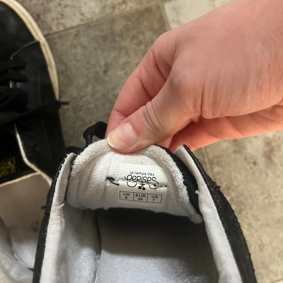 Svarta sneakers Le Temps des Cerises - 3