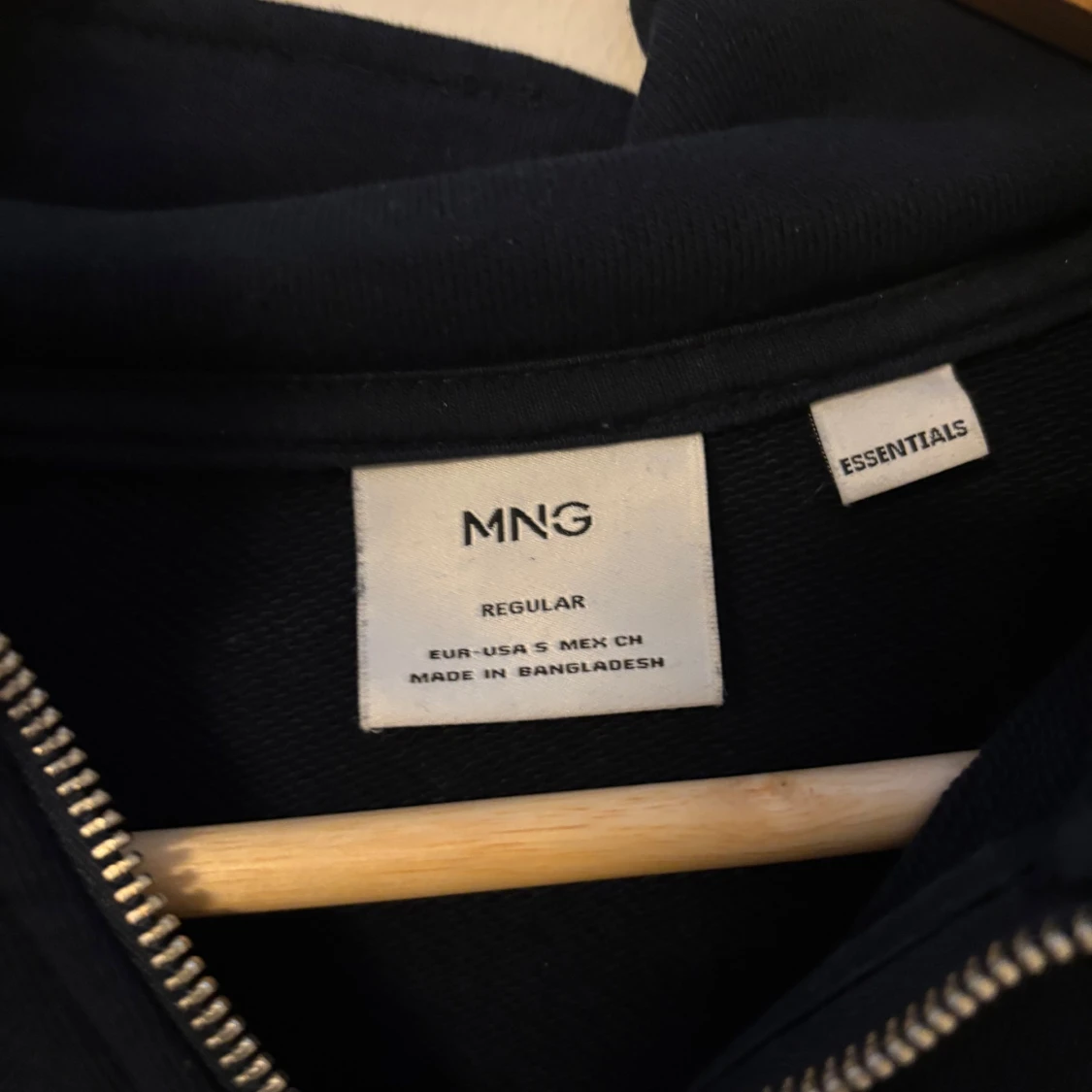 Mörkblå half zip tröja från MNG - 2
