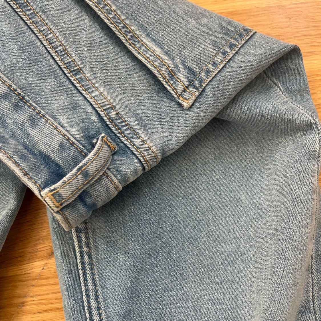 Low waist boot cut jeans - 3