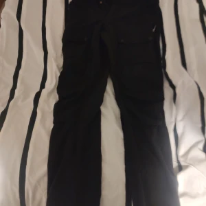 Fritidsbyxor  - Fritidsbyxor i mycket bra skick. 