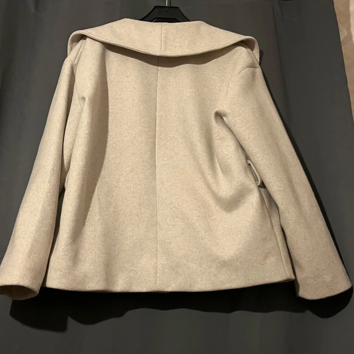 Beige kappa från Vero Moda - 1