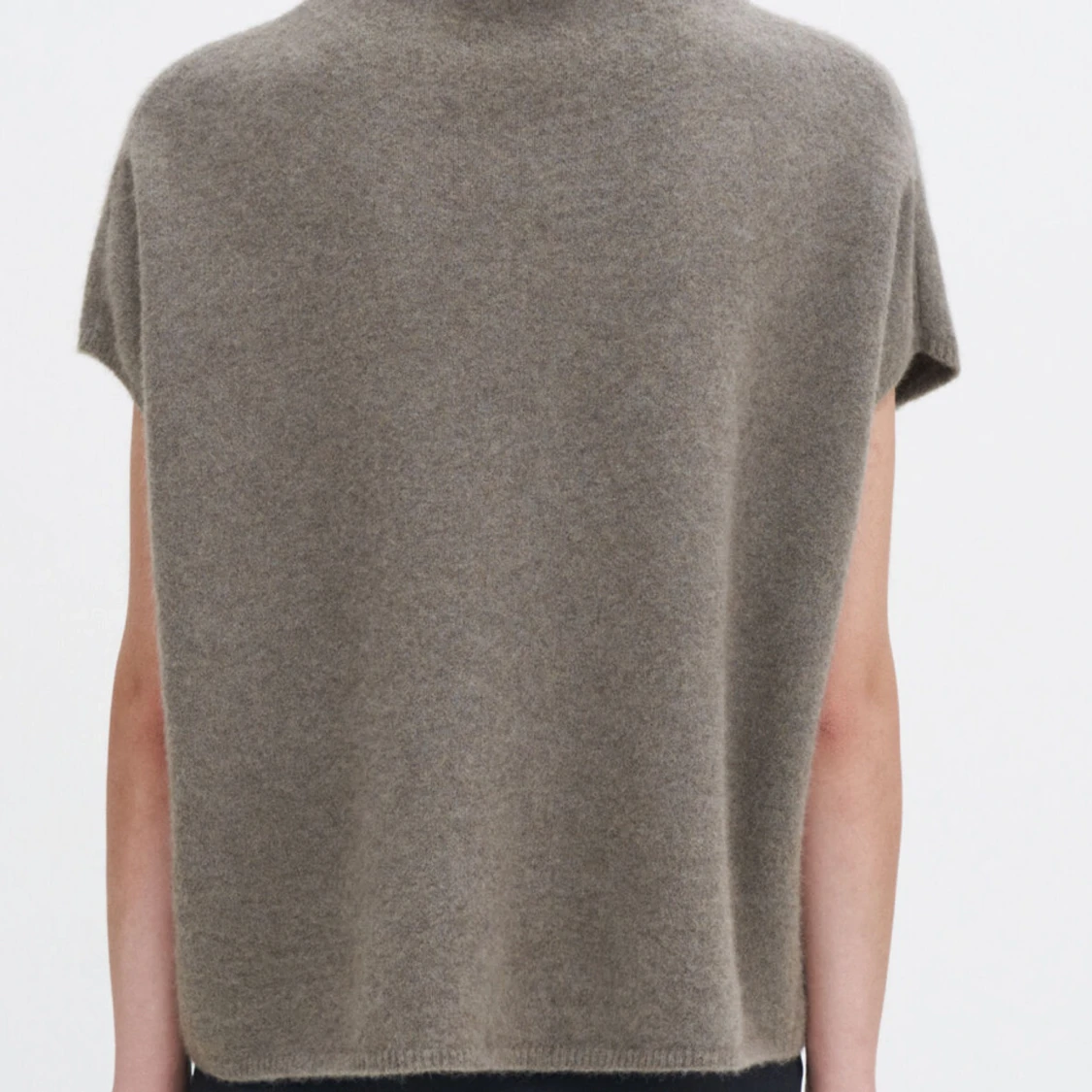 Beige stickad polotopp från Filippa K - 1