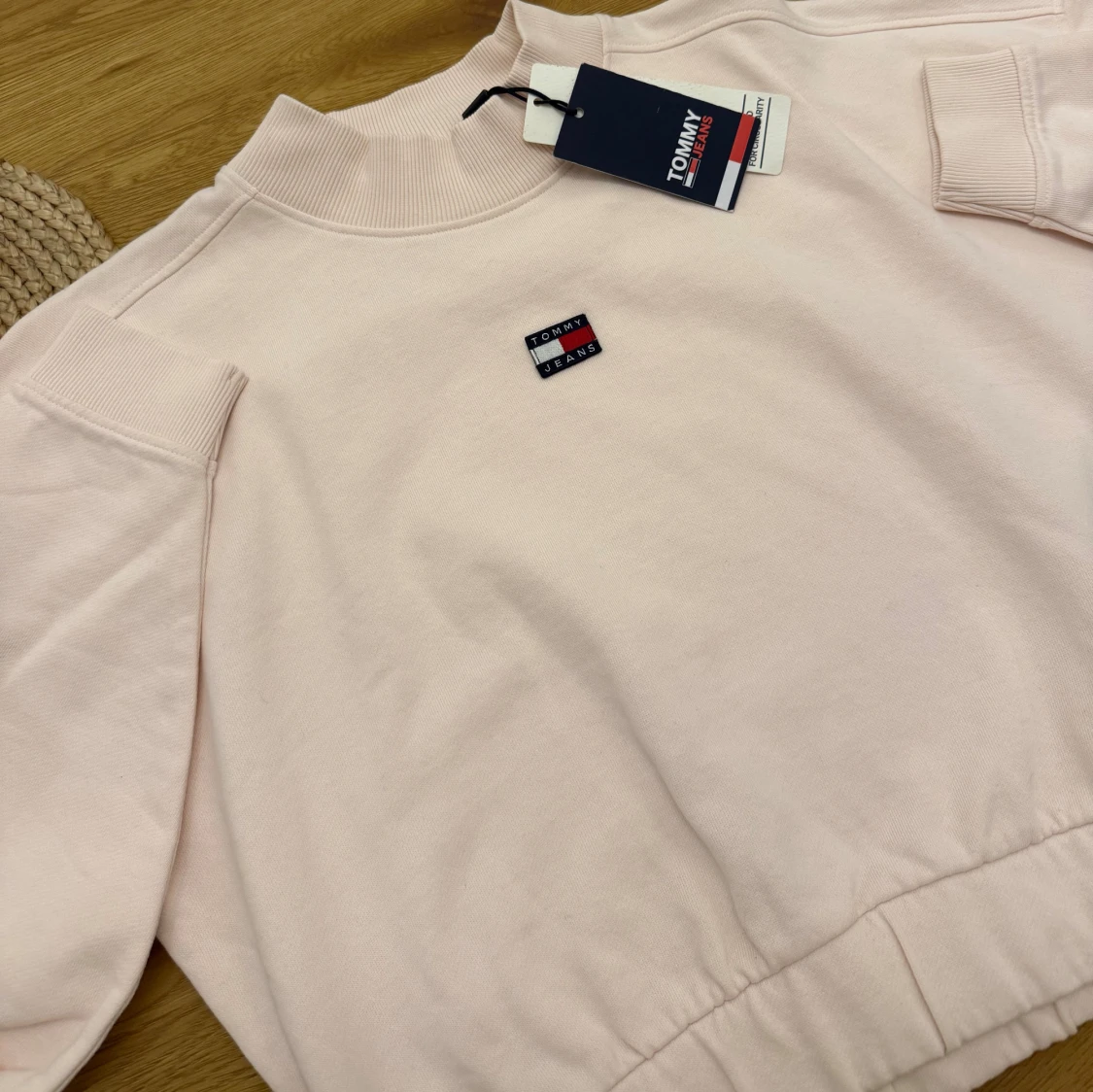 Rosa Tommy Jeans tröja
