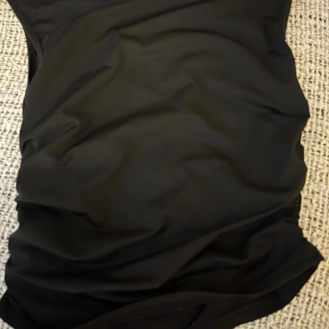 Svart topp i enkel stil - 1