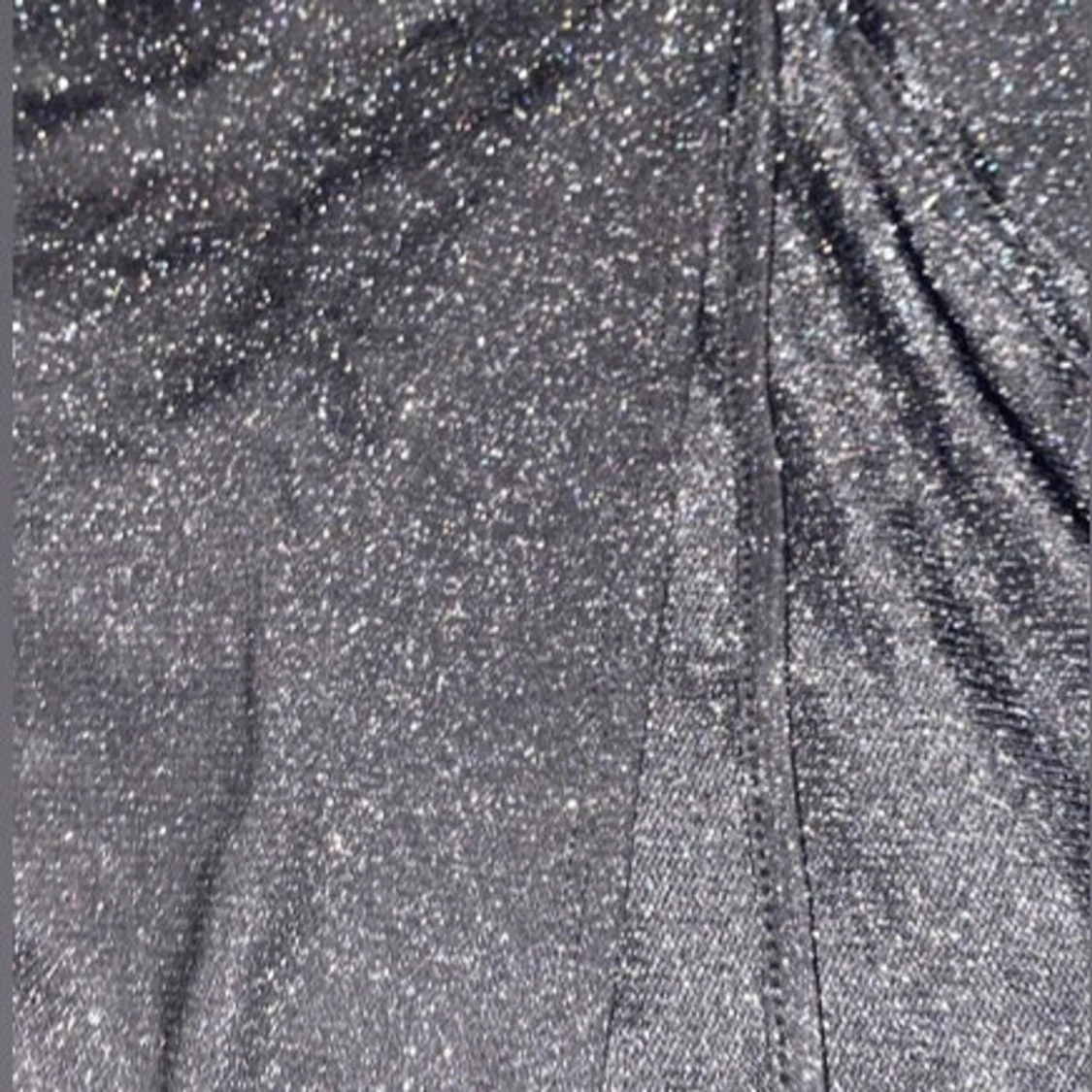 Glittrig svart långklänning från SHEIN - 1