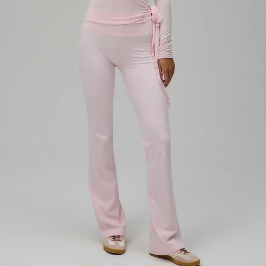 Exercere Flare Yoga Pants - Soft Pink