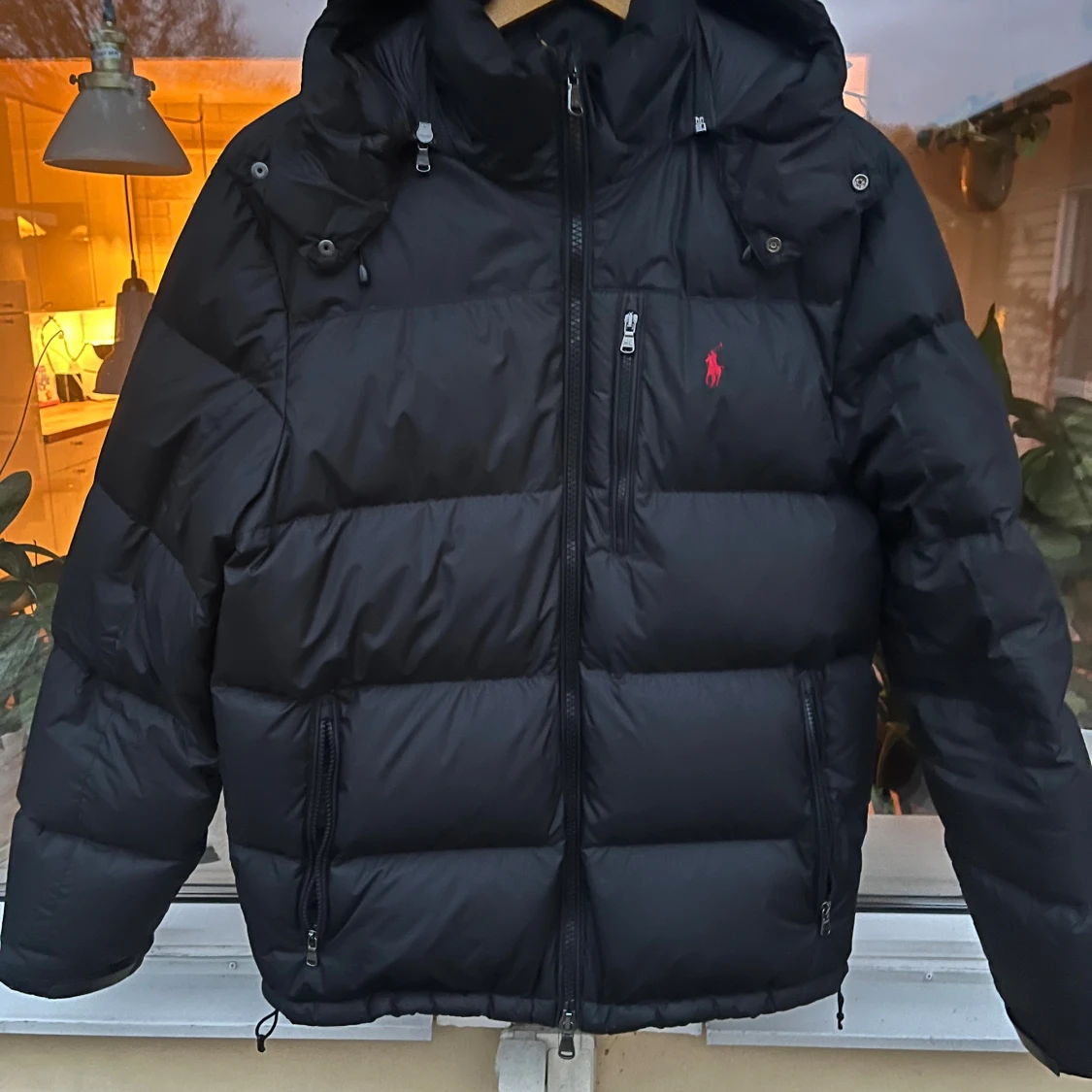 Svart pufferjacka från Polo Ralph Lauren - 1