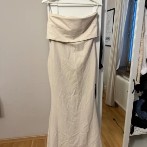 Balklänning  - Helt ny, med prislapp kvar. Aldrig använd.💞