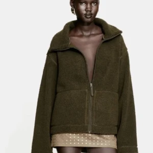  teddyjacka från H&M - grön teddyjacka från H&M💗