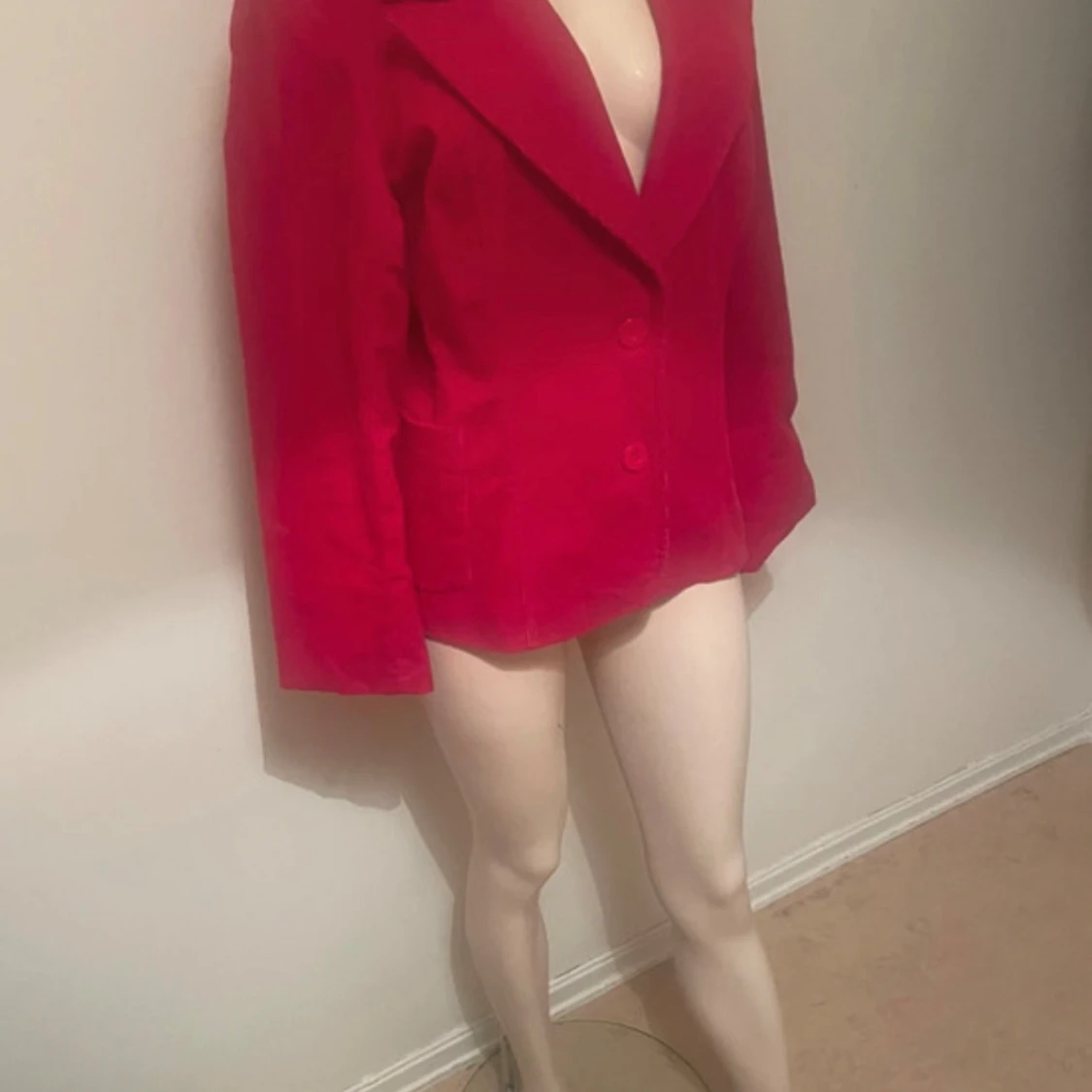 Röd manchesterkavaj med knappar - 3