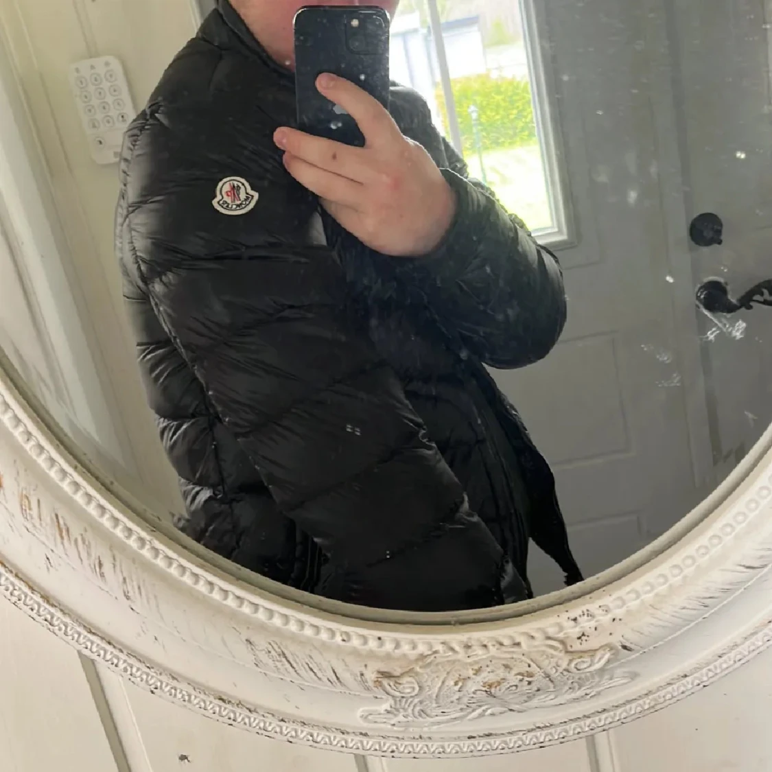 Svart dunjacka från Moncler, strl 3