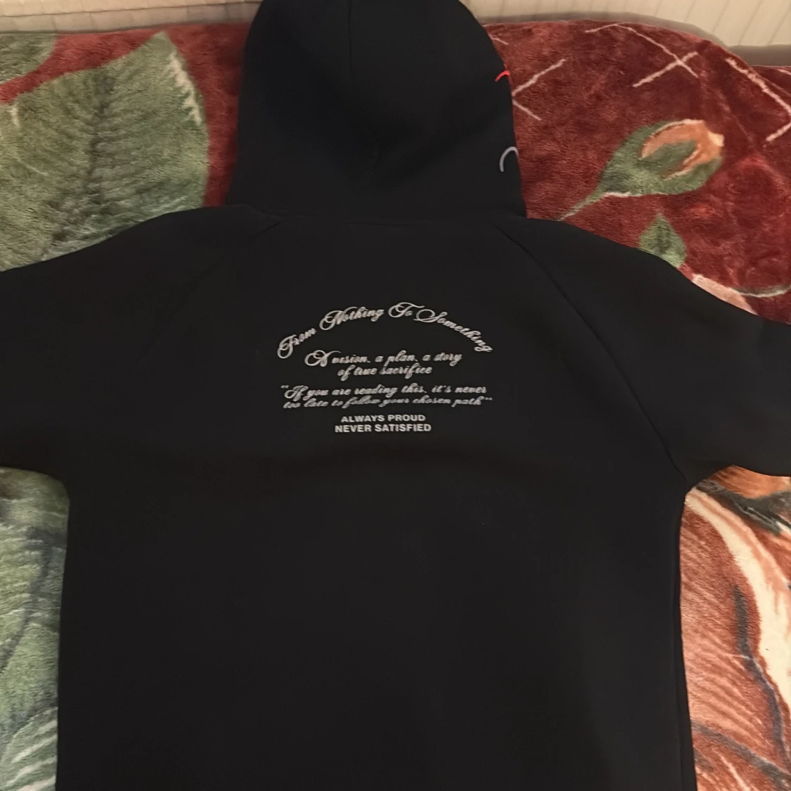 Svart Hoodrich hoodie  - 1