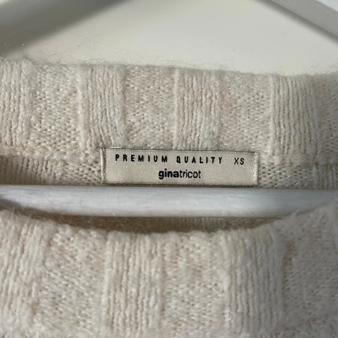 Vit stickad tröja från Gina Tricot - 3