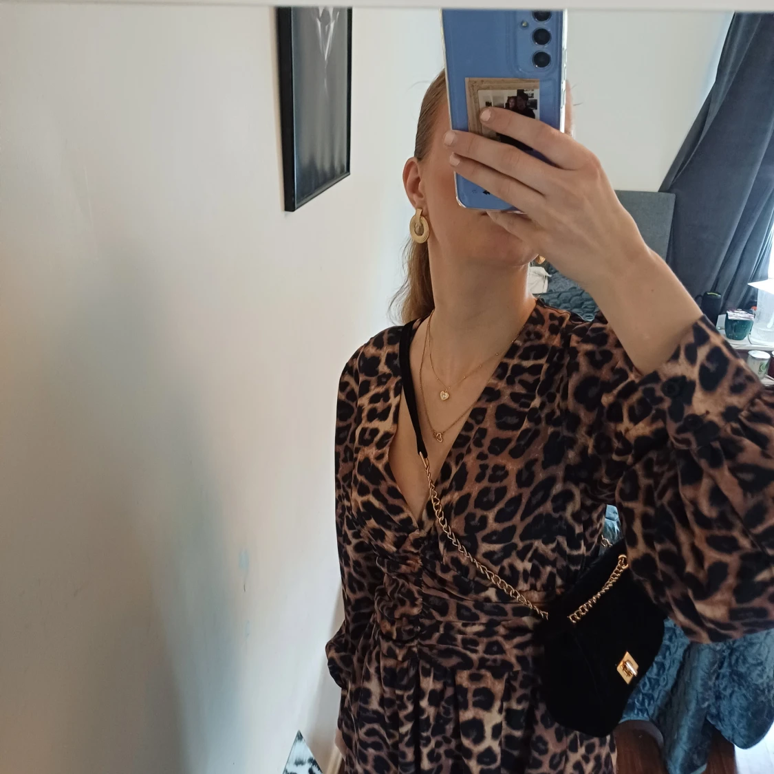 Svart söt axelväska med kedja - 4