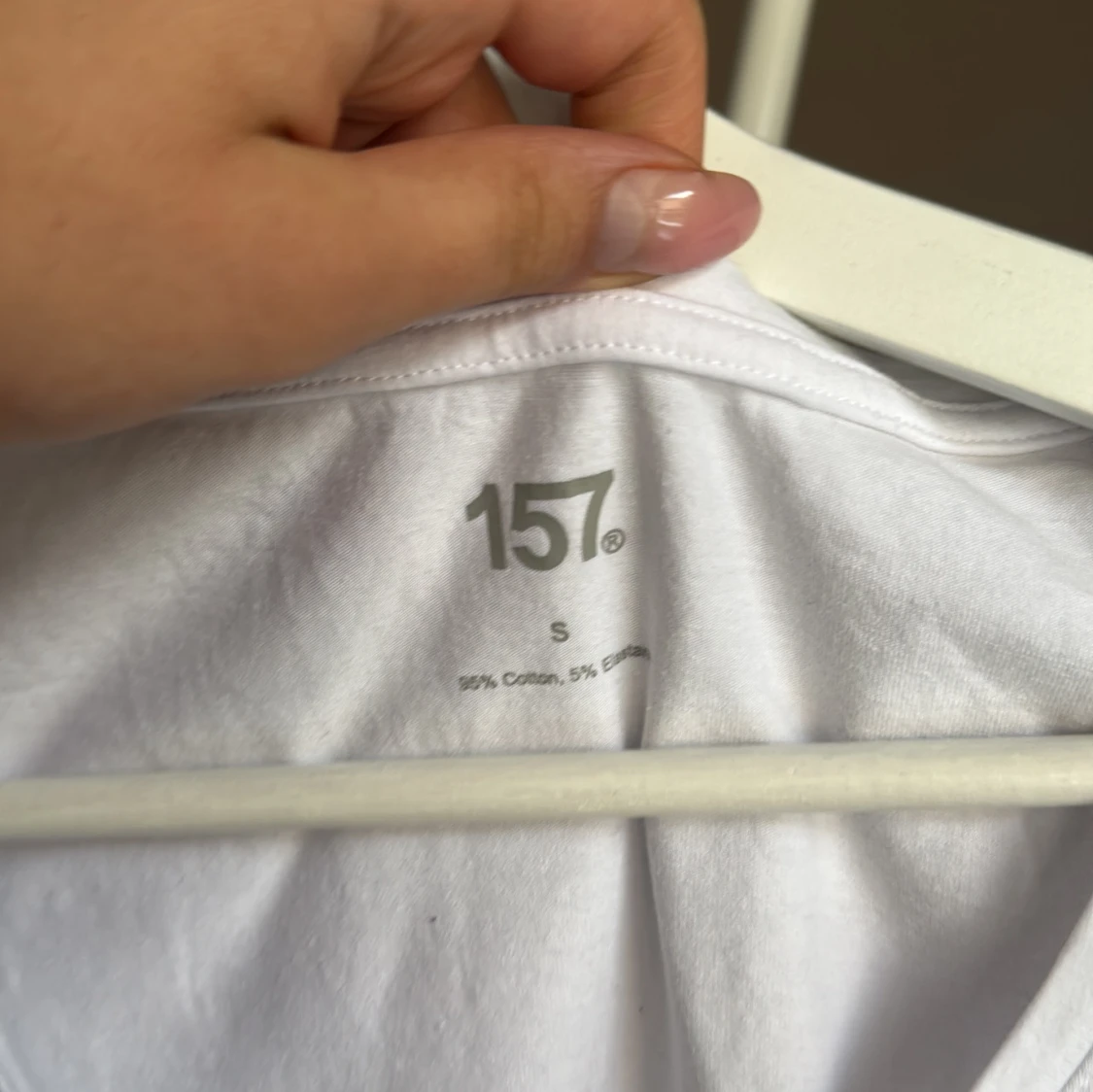 Vit basic t-shirt från 157, S - 1