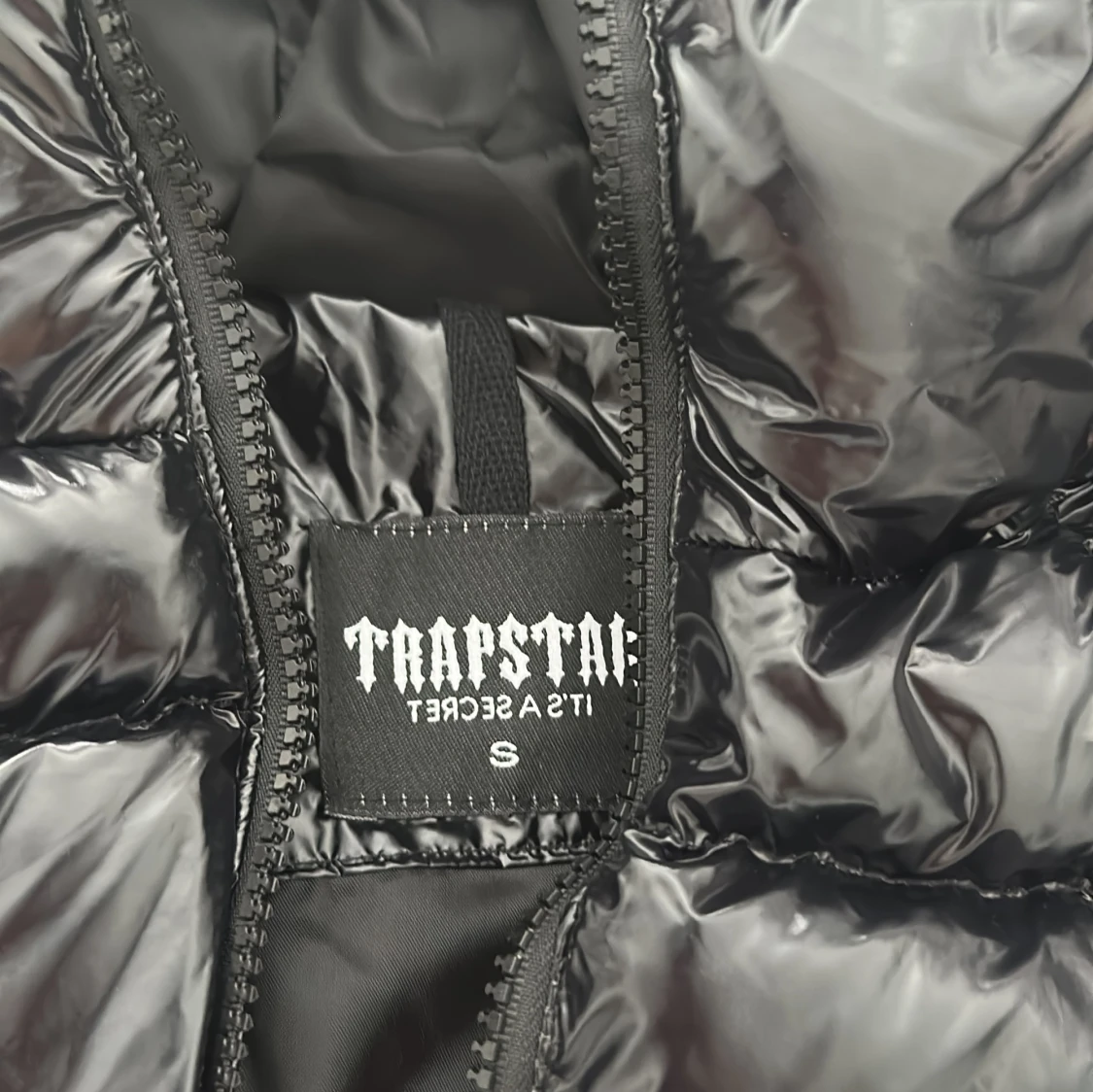 Svart pufferjacka från Trapstar - 3