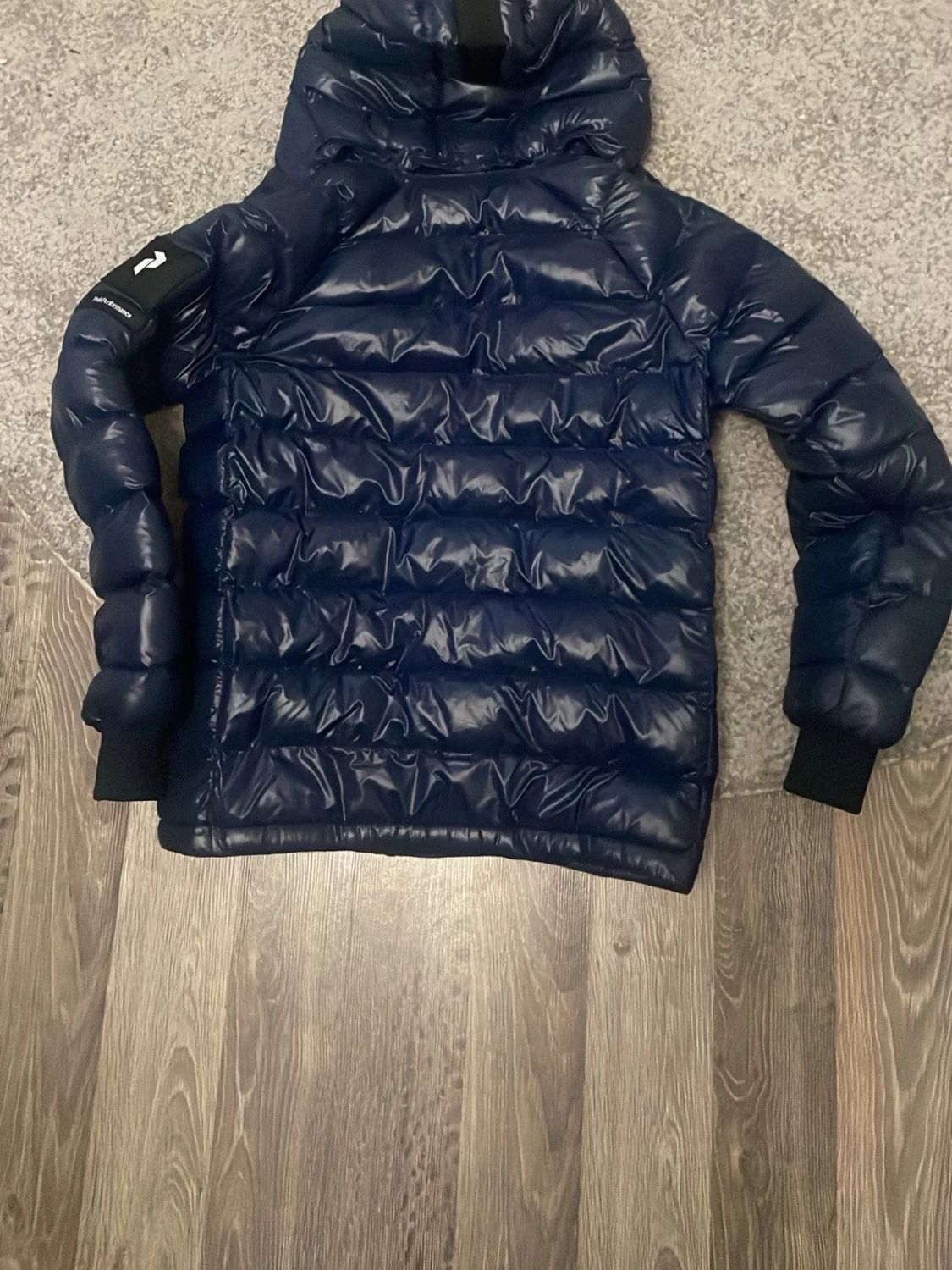 Blå Peak Performance pufferjacka - 1