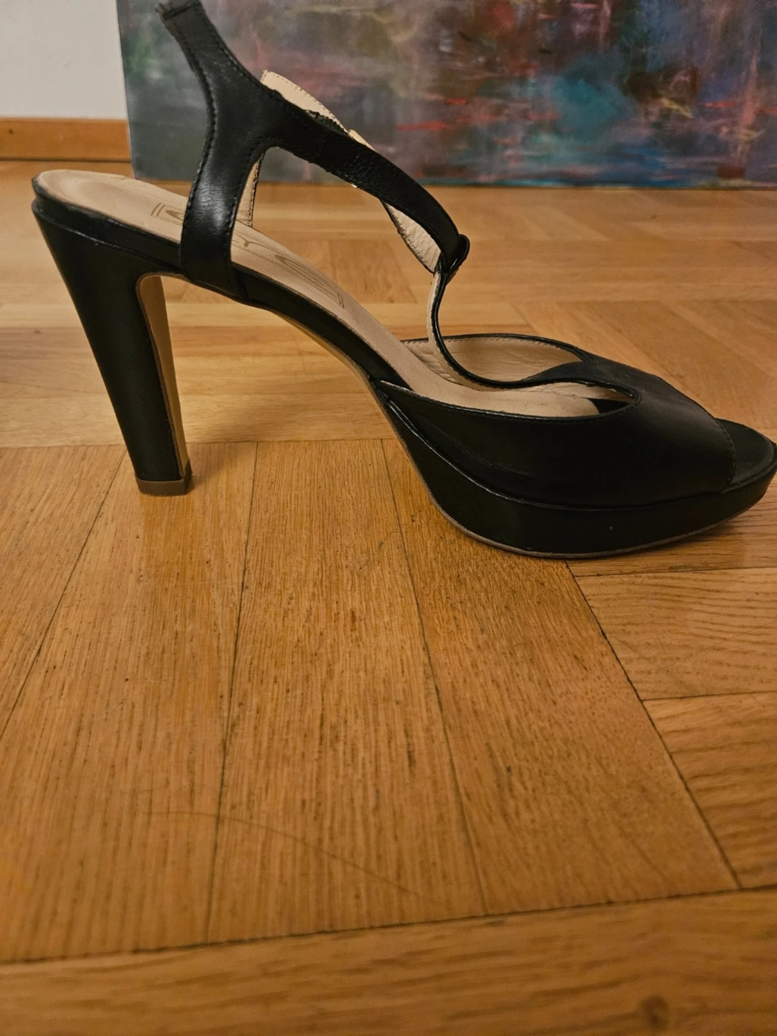 Svarta klackade sandaler i skinn - 2