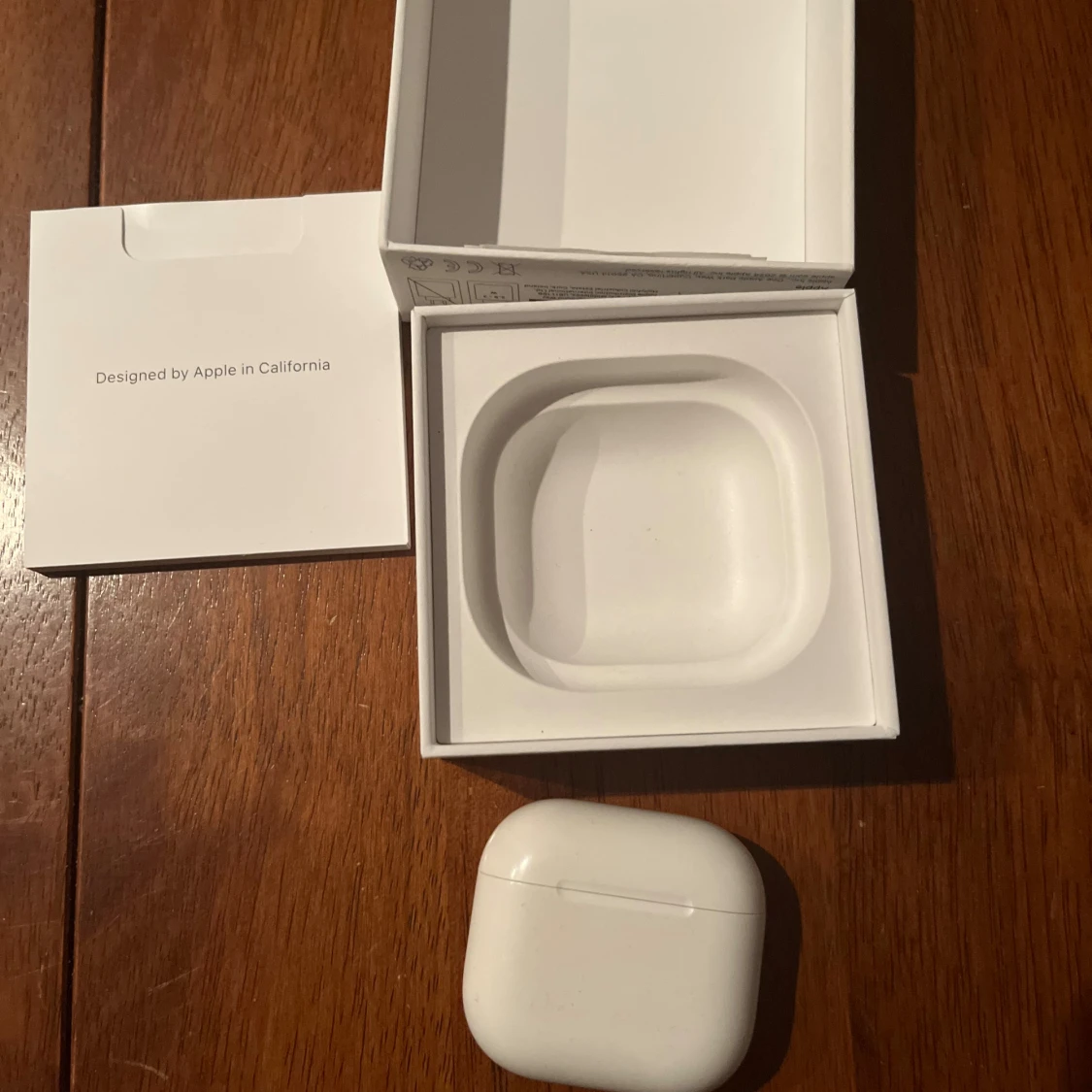 Apple AirPods 4 – Oanvända & original, kvitto finns - 4