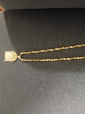 Kejsarlänk - Fint halsband, kejsarlänk 18k guldplaterat den är 65cm lång och 4mm bred