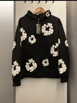 Denim tears hoodie - Ny denim tears hoodie. 