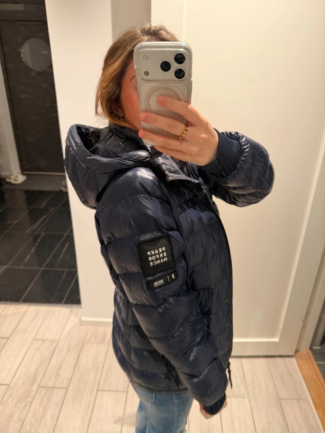 Mörkblå pufferjacka från Peak Performance - 1