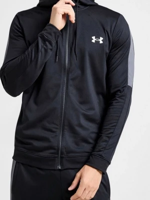 Under armour - Söker en sån kofta köper för 500kr storlek XS