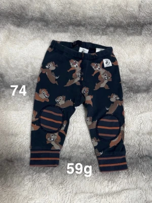 Polarn o pyret disney leggings - Fint använt skick. Storlek 74