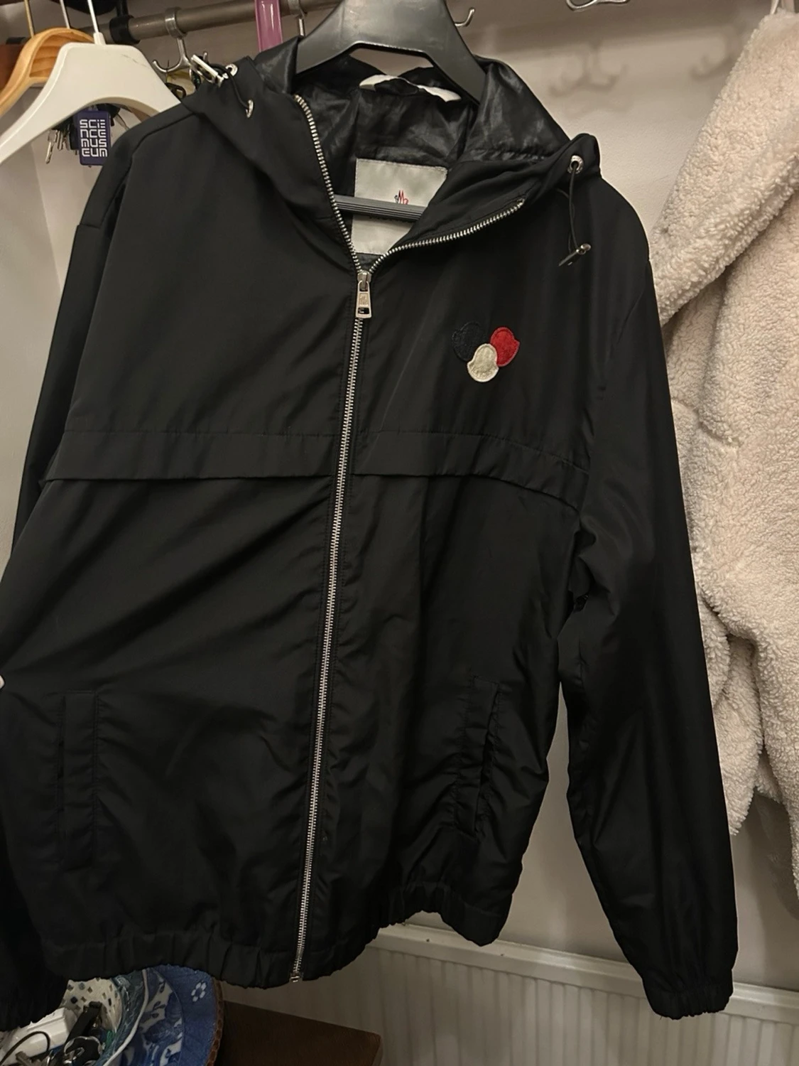 Svart moncler jacka
