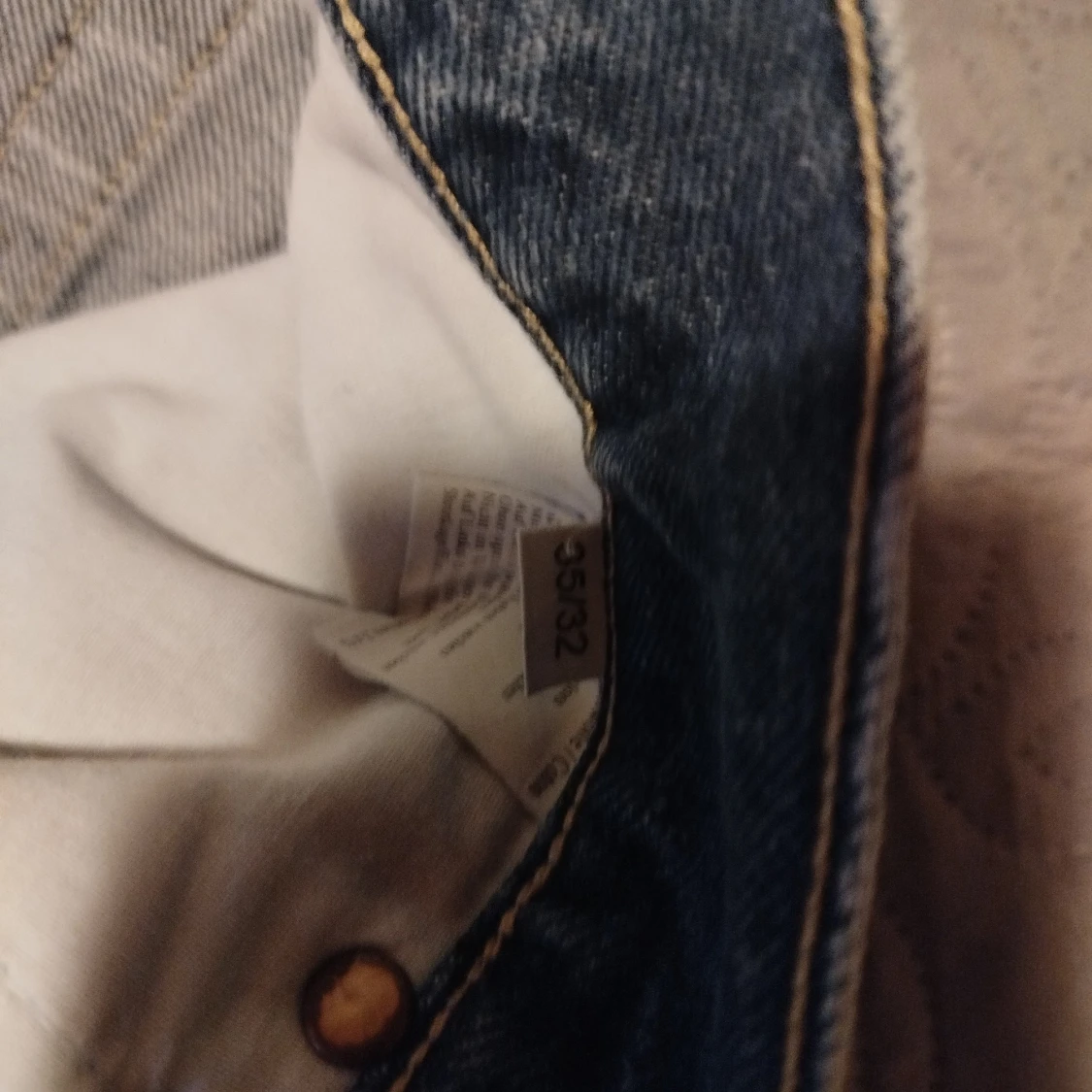 Jeans från sand storlek 35/32 - 2