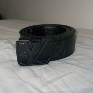 Svart l.v bälte - Svart