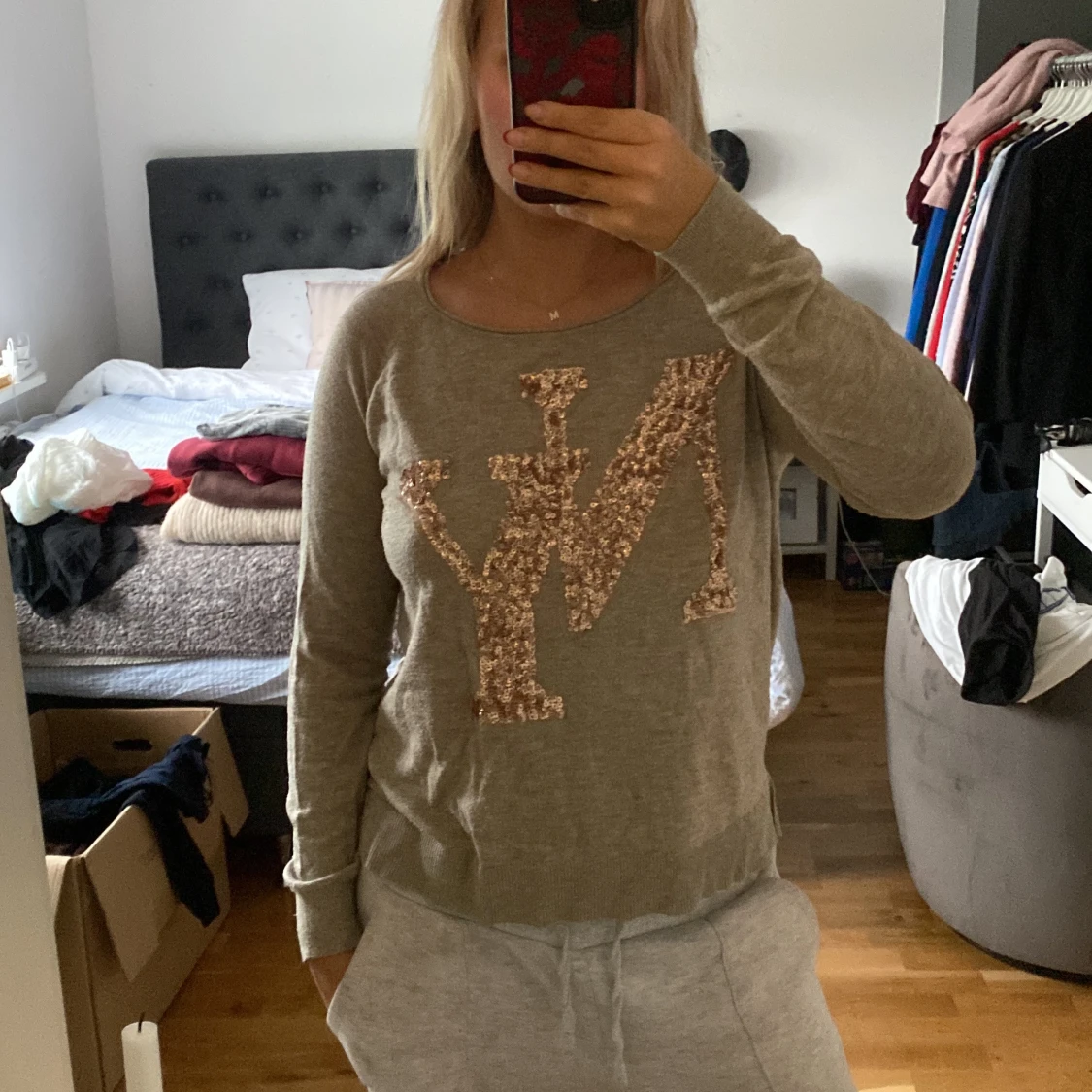 Beige tröja med paljett-NY från ONLY - 2