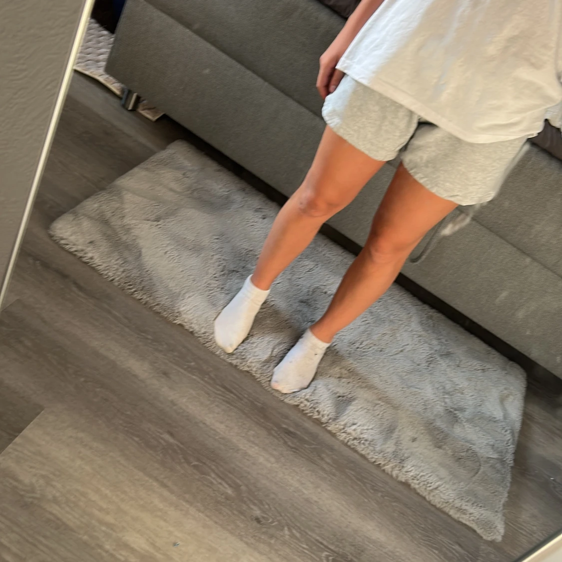 Grå mjukisshorts med snörning XS