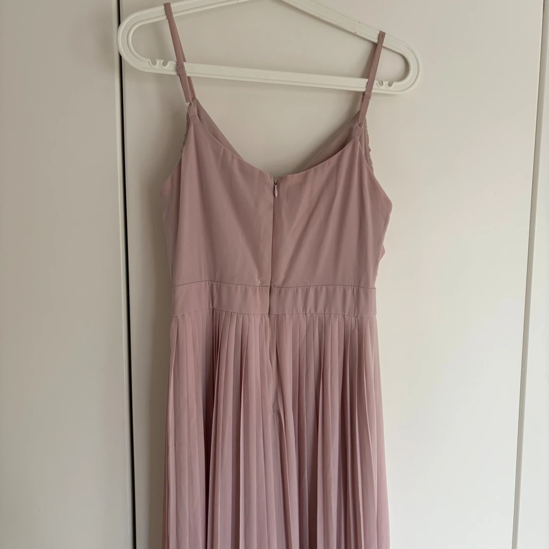 Ljusrosa långklänning  - 1