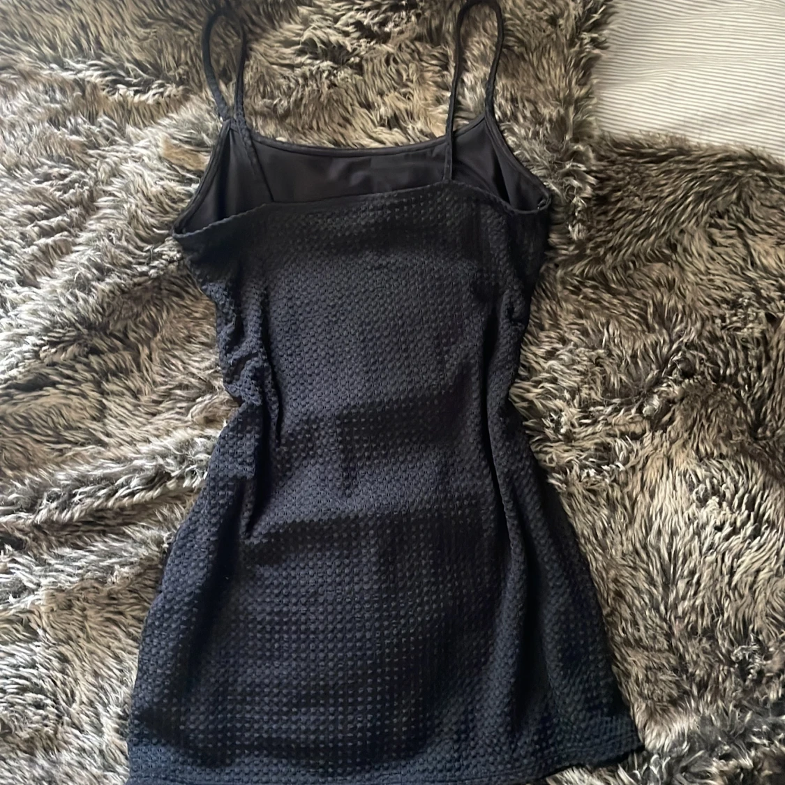 Svart kort klänning från H&M Divided - 1