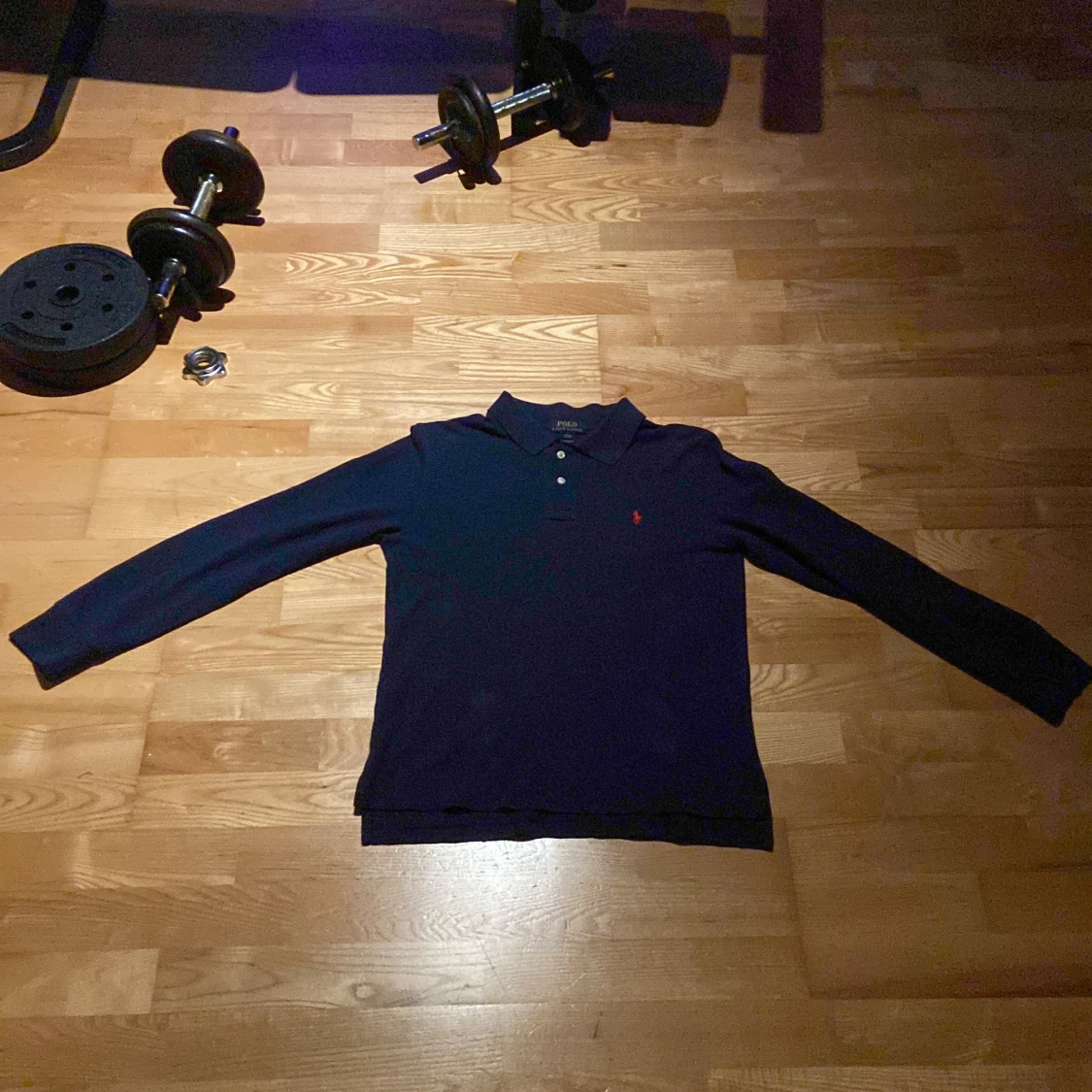 Mörkblå långärmad piké från Ralph Lauren - 1