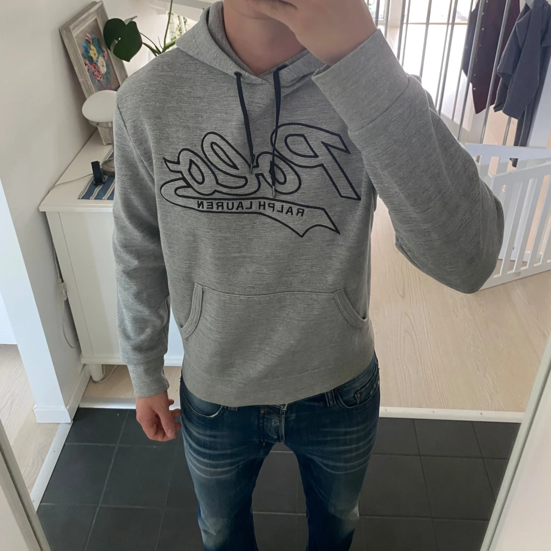 Grå hoodie från Polo Ralph Lauren - 1