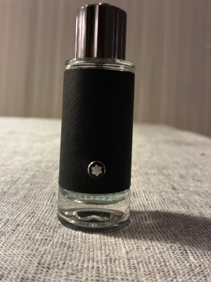 Montblanc Explorer  - Lyxig doft från Montblanc. Flaskan är 30ml ca 20 finns kvar