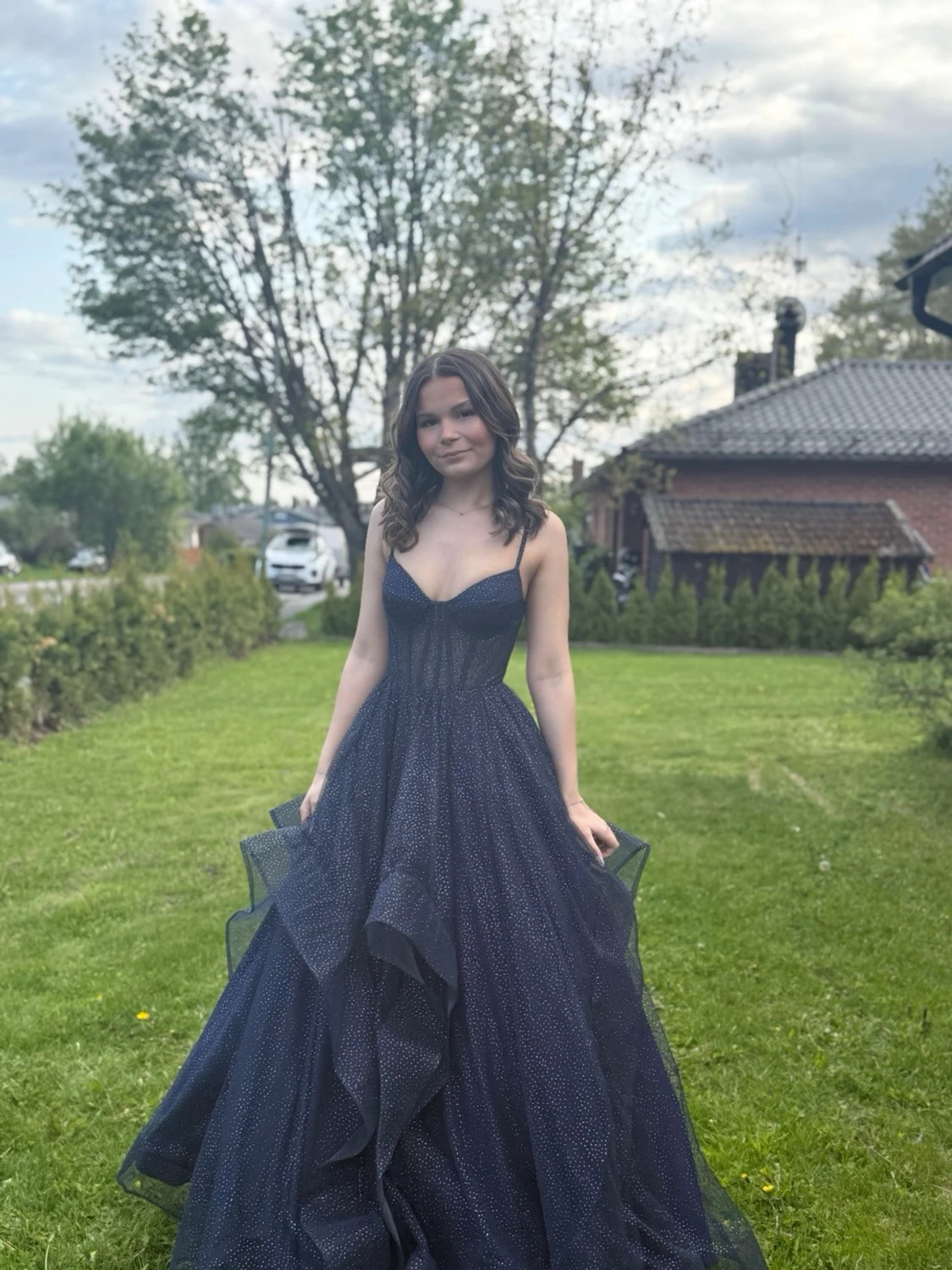 Marinblå glittrig balklänning - 2