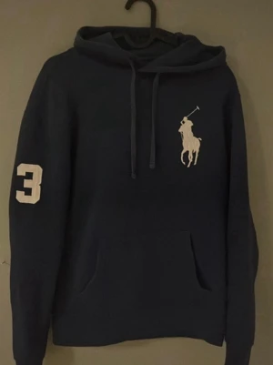 Ralph Lauren hoodie - Ralph lauren hoodie i modellen ”big pony” nyskick givetvis äkta!