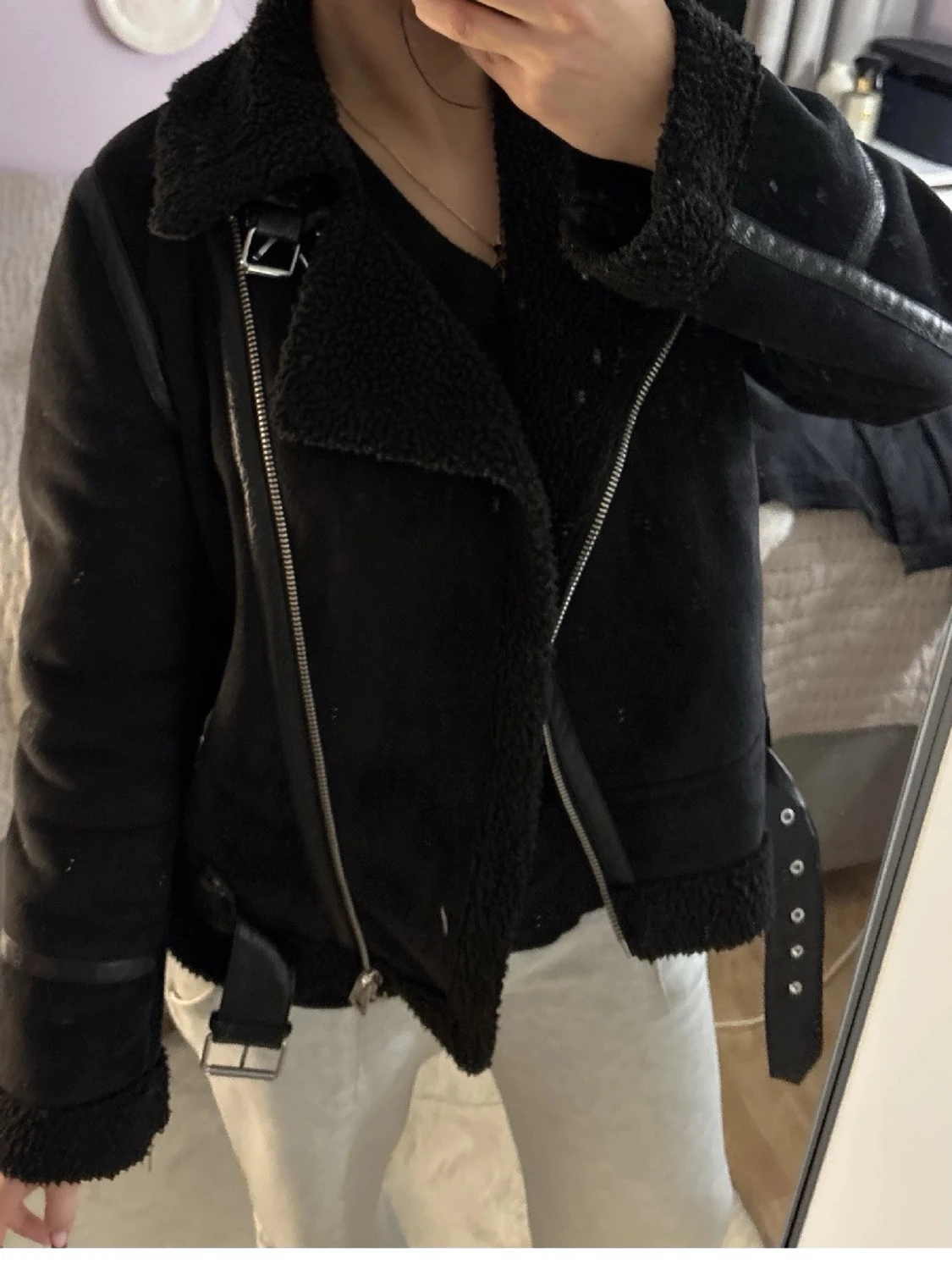 Svart teddyjacka från Vero Moda - 3