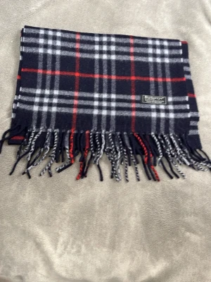 Mörkblå halsduk  - Halsduk 