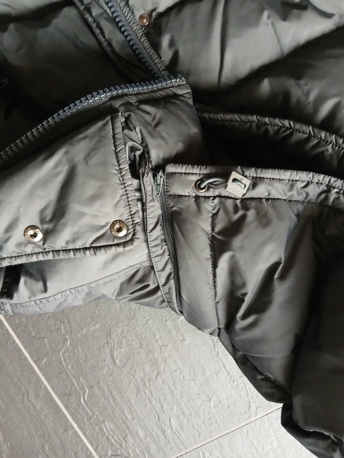 Svart pufferjacka från Herno - 2