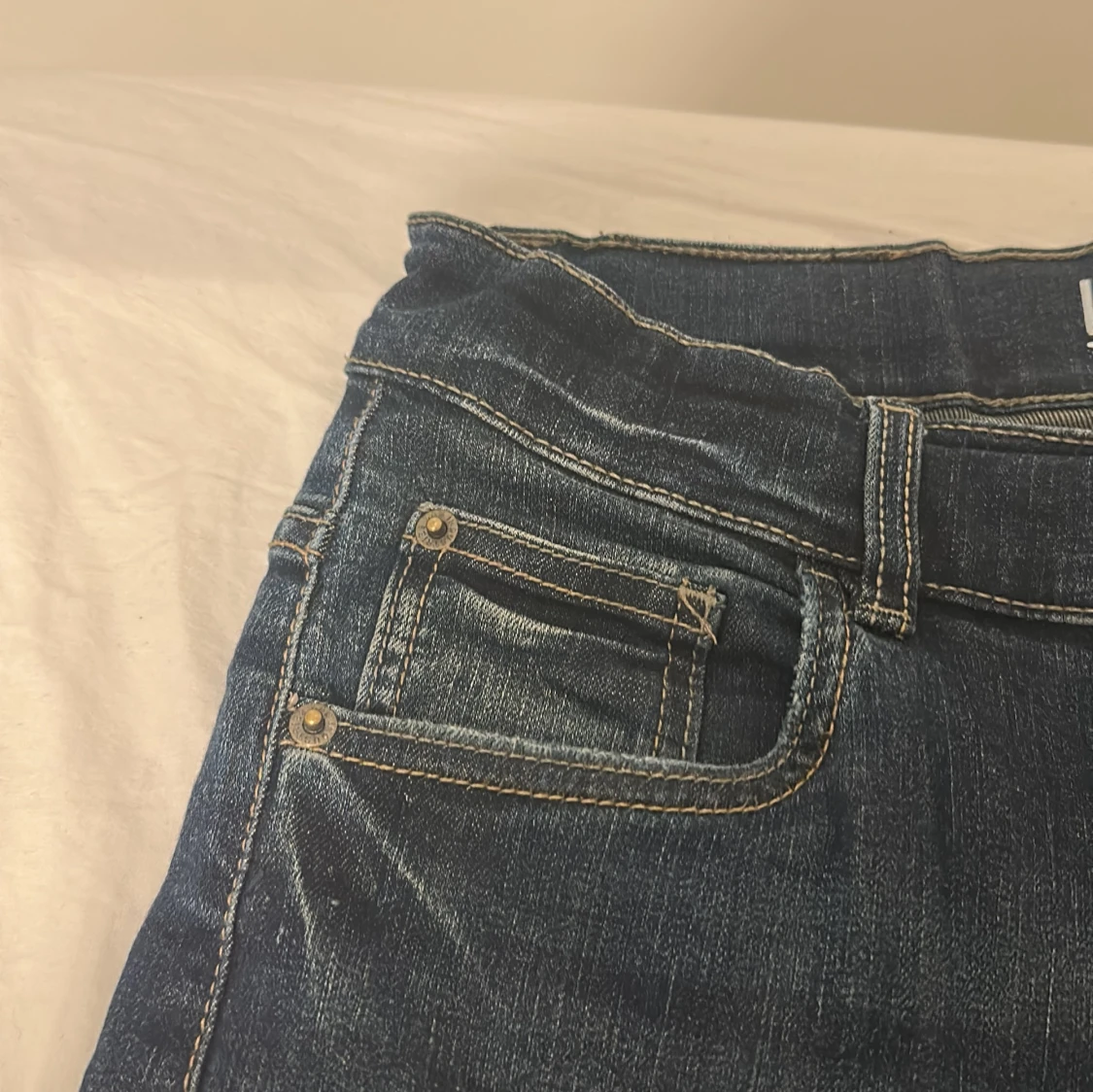 Mörkblå wide jeans från LAB Industries - 4