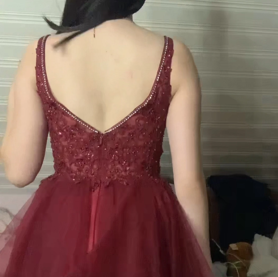 vinröd balklänning  - 3