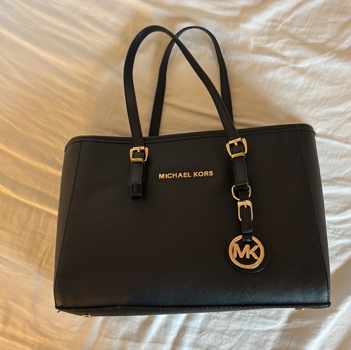 Svart handväska från Michael Kors (köpt i Cypern)